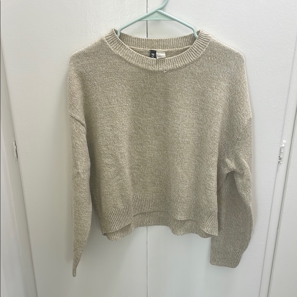 H&M Light Beige Crew Neck Sweater
